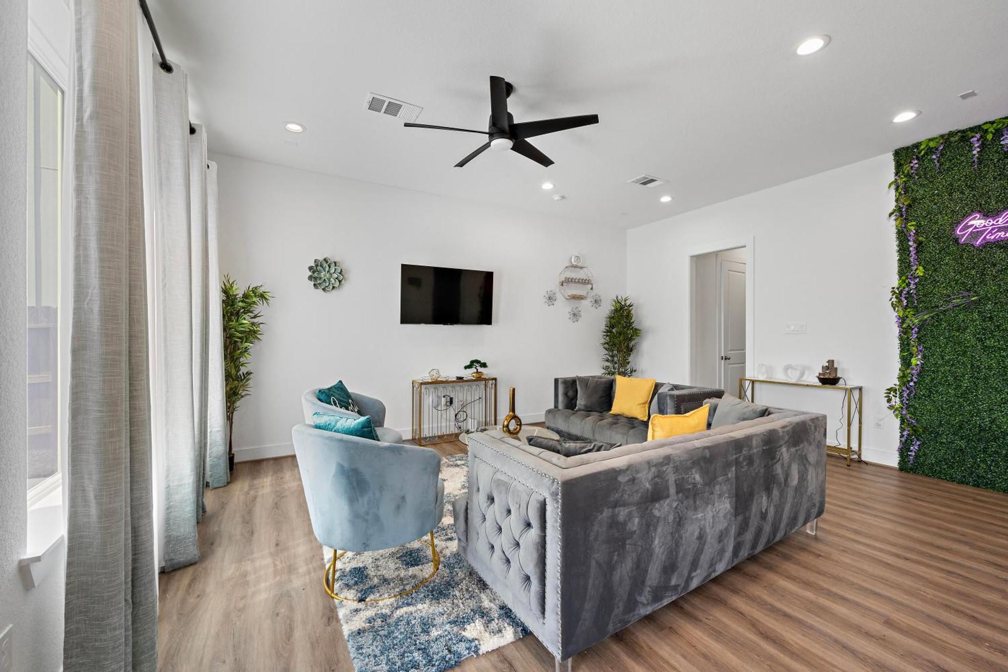 Luxury Home Near Med Center, Uptown & Downtown 휴스턴 외부 사진